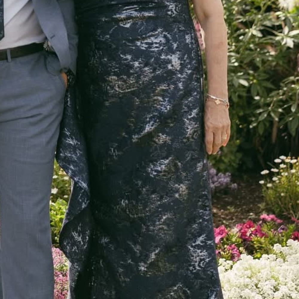 Mother Of The Bride Groom Rickie Freeman for Teri Jon Blue Evening Gown Size 14. - Picture 4 of 6